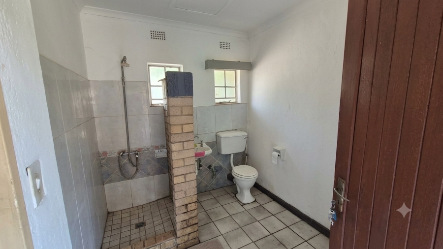 4 Bedroom Property for Sale in Roodia Free State